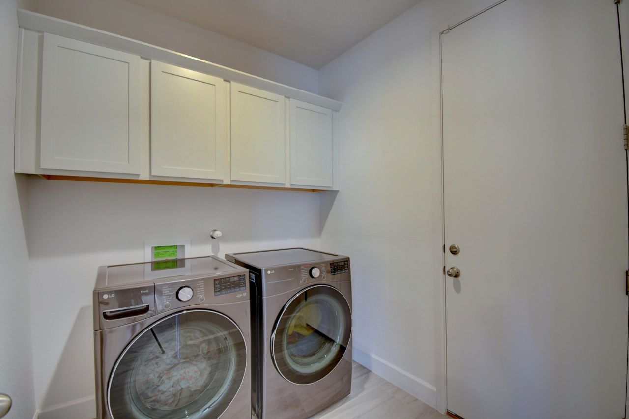 Albuquerque, New Mexico, 87114, United States, 4 Bedrooms Bedrooms, ,3 BathroomsBathrooms,Residential,For Sale,1793165