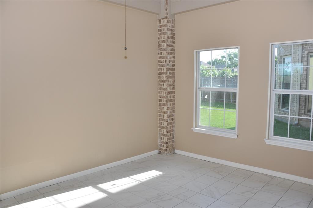218 Crestview Drive, Midlothian, Texas, 76065, United States, 5 Bedrooms Bedrooms, ,5 BathroomsBathrooms,Residential,For Sale,218 crestview DR,1556198