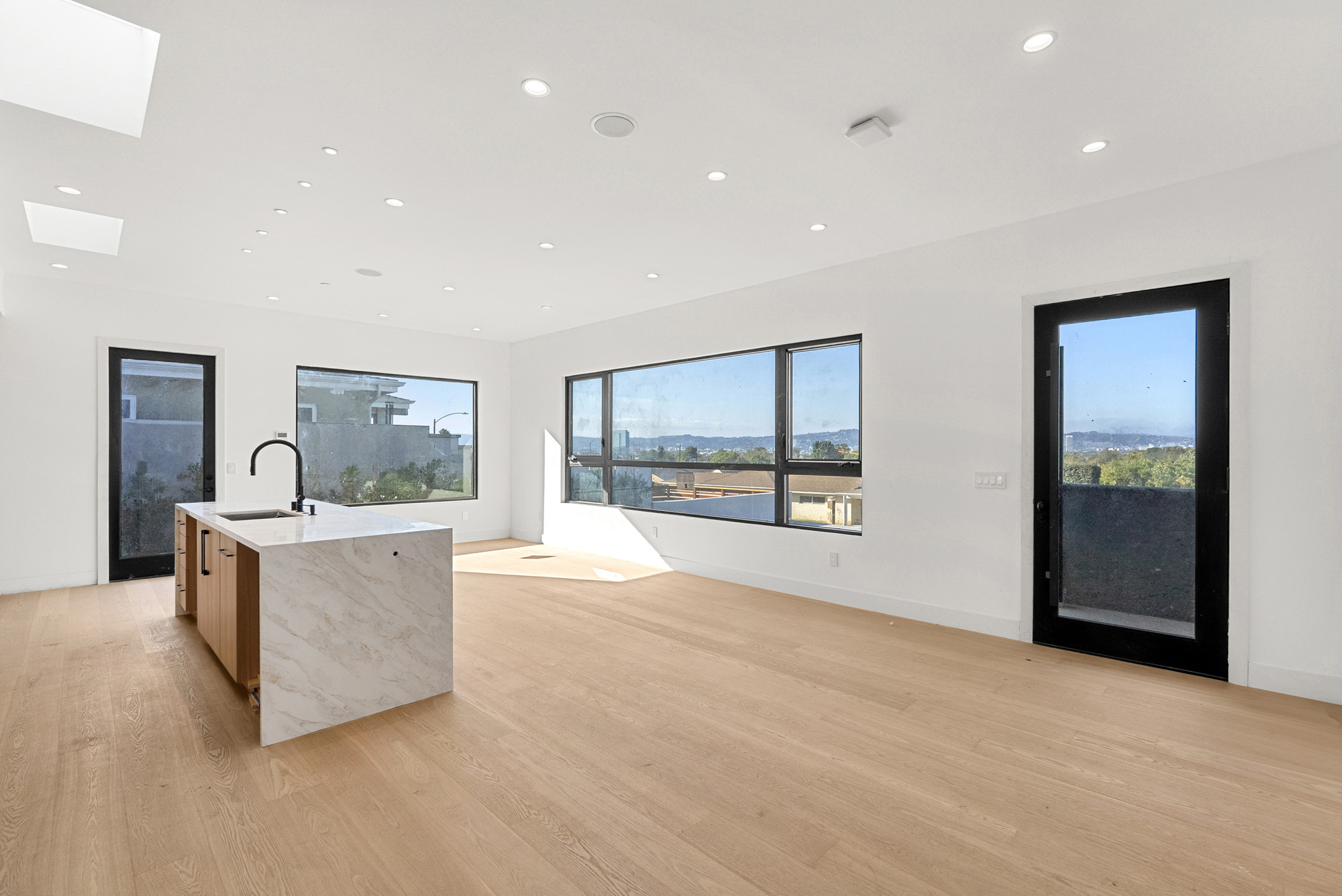  5280 Sanchez Dr - 物件實景