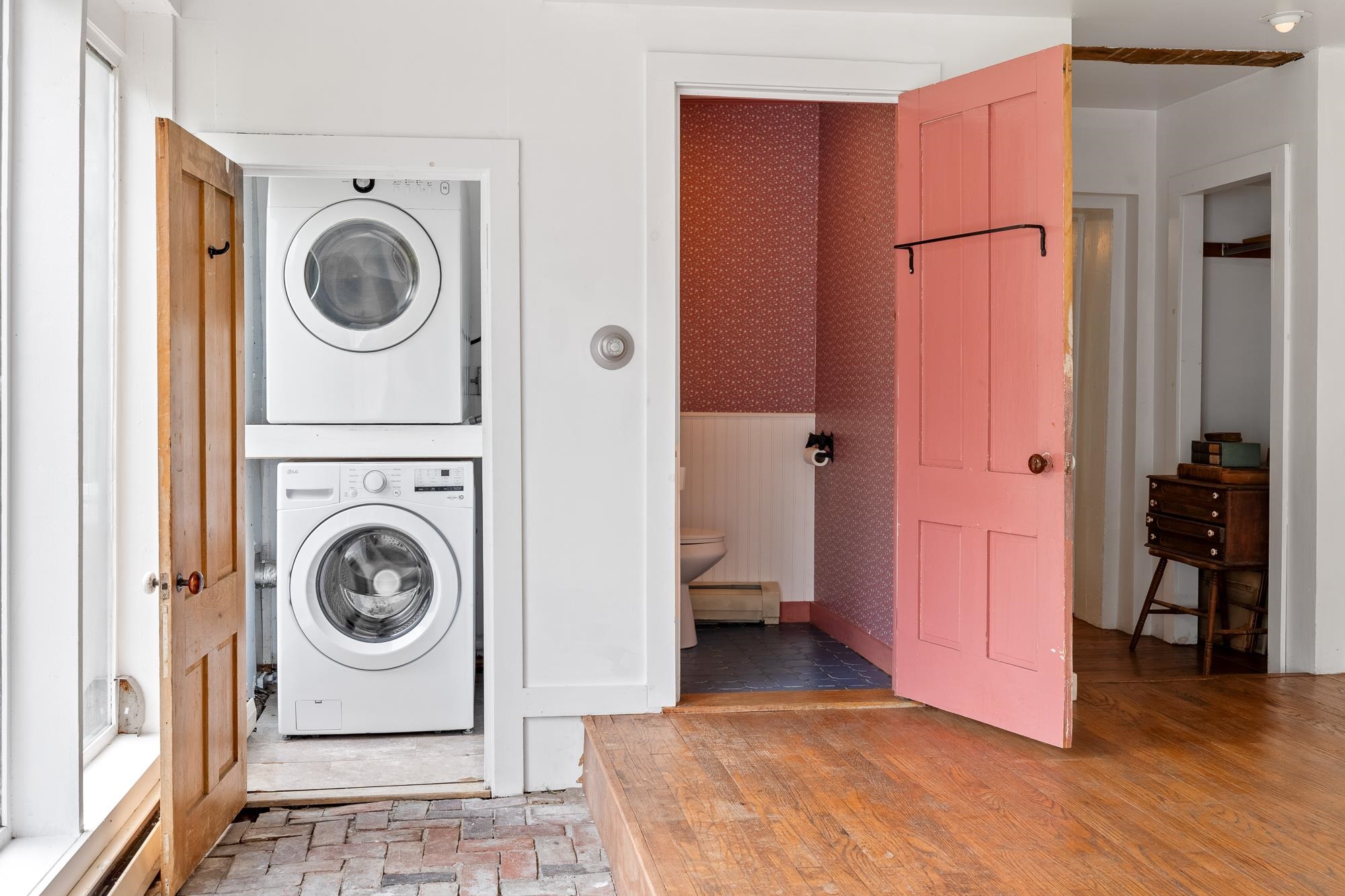 Lyme, New Hampshire, 03768, United States, 3 Bedrooms Bedrooms, ,2 BathroomsBathrooms,Residential,For Sale,1862364