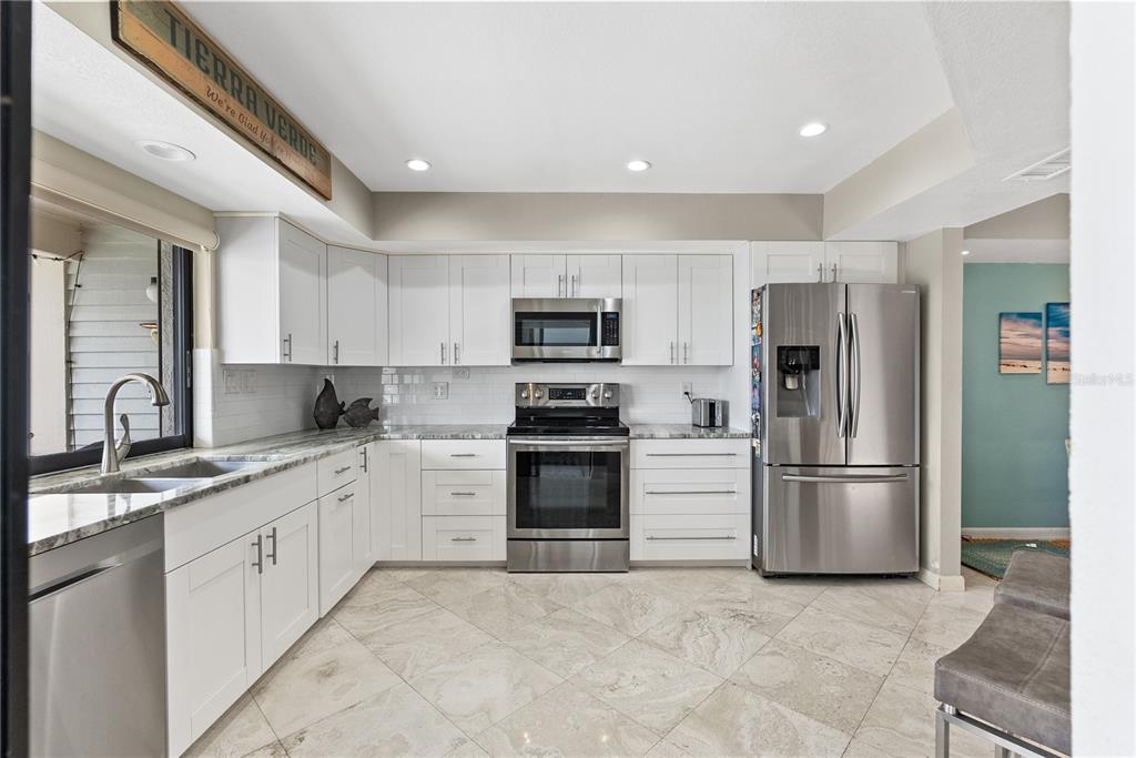 Tierra Verde, Florida, 33715, United States, 2 Bedrooms Bedrooms, ,2 BathroomsBathrooms,Residential,For Sale,1794902