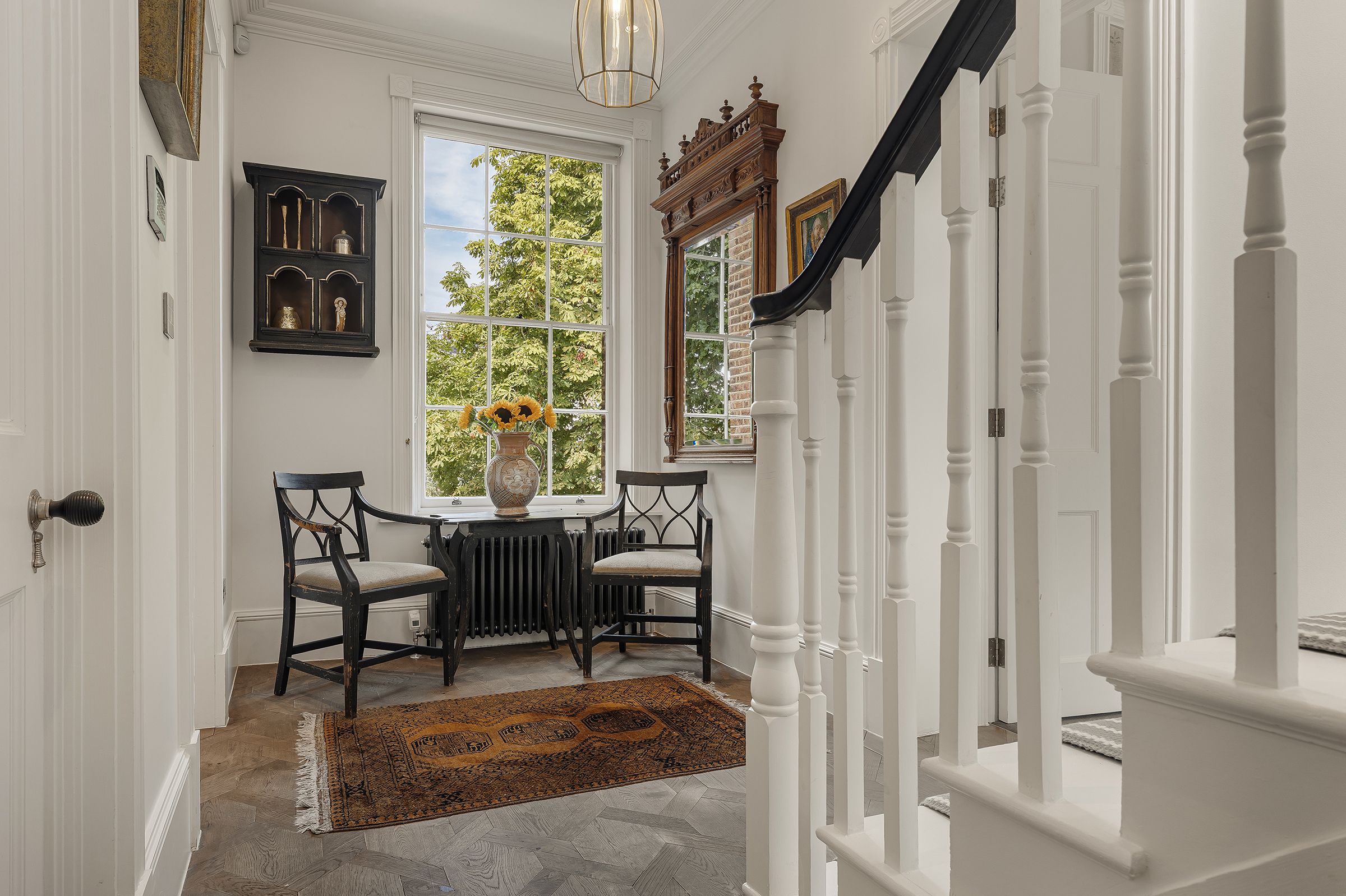  A beautifully renovated Grade II listed Georgian house with a south-facing garde - 物件實景