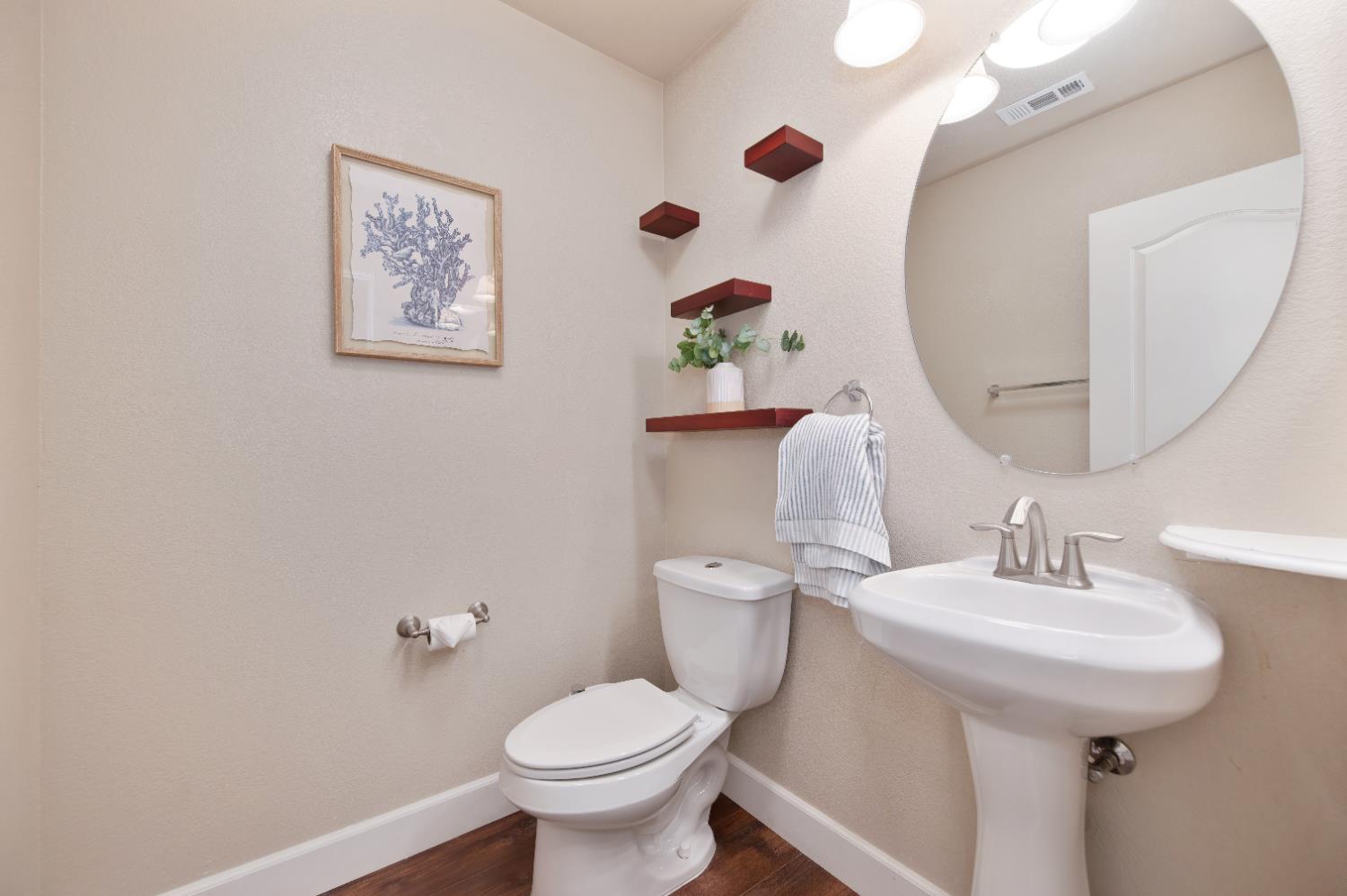 West Sacramento, California, 95691, United States, 4 Bedrooms Bedrooms, ,3 BathroomsBathrooms,Residential,For Sale,1906869