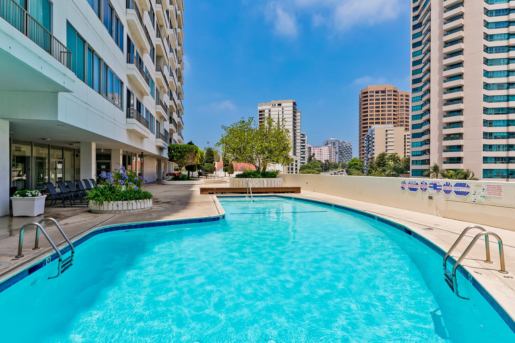  10501 Wilshire Boulevard - 物件實景