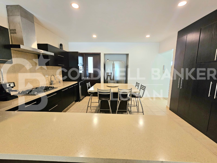 Naucalpan de Juárez, Estado de méxico, 53297, Mexico, 3 Bedrooms Bedrooms, ,3 BathroomsBathrooms,Residential,For Sale,1916979