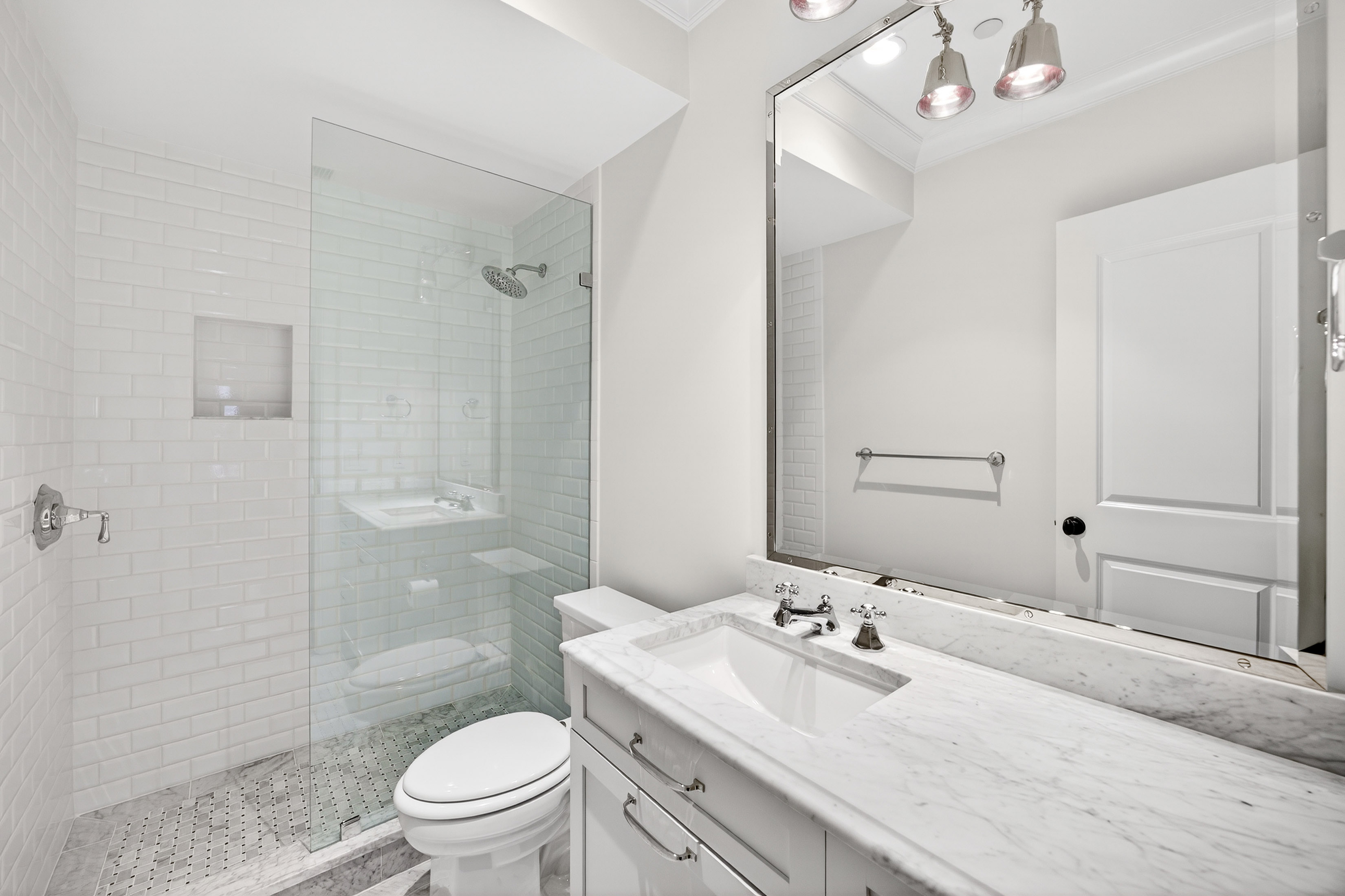  Beautifully Renovated Four-story Townhome in the Heart of Buckhead - 物件實景