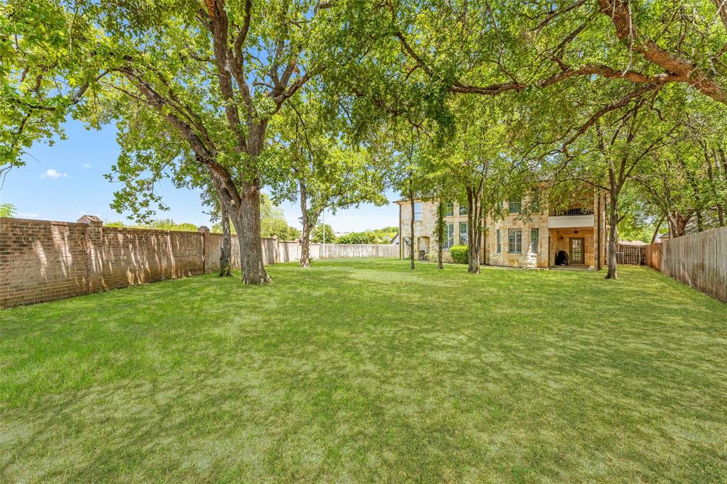 Granbury, Texas, 76048, United States, 4 Bedrooms Bedrooms, ,3 BathroomsBathrooms,Residential,For Sale,1978799