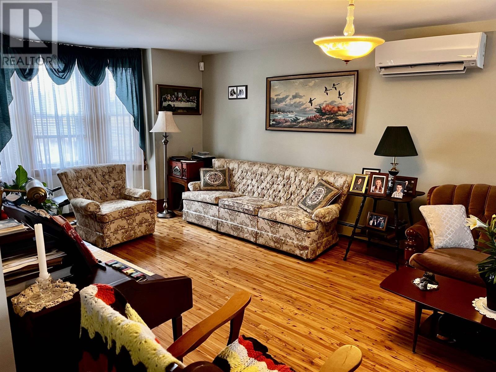 WINSLOE NORTH, Prince Edward Island, C1E 2T2, CA, 4 Bedrooms Bedrooms, ,1 BathroomBathrooms,Residential,For Sale,1948158