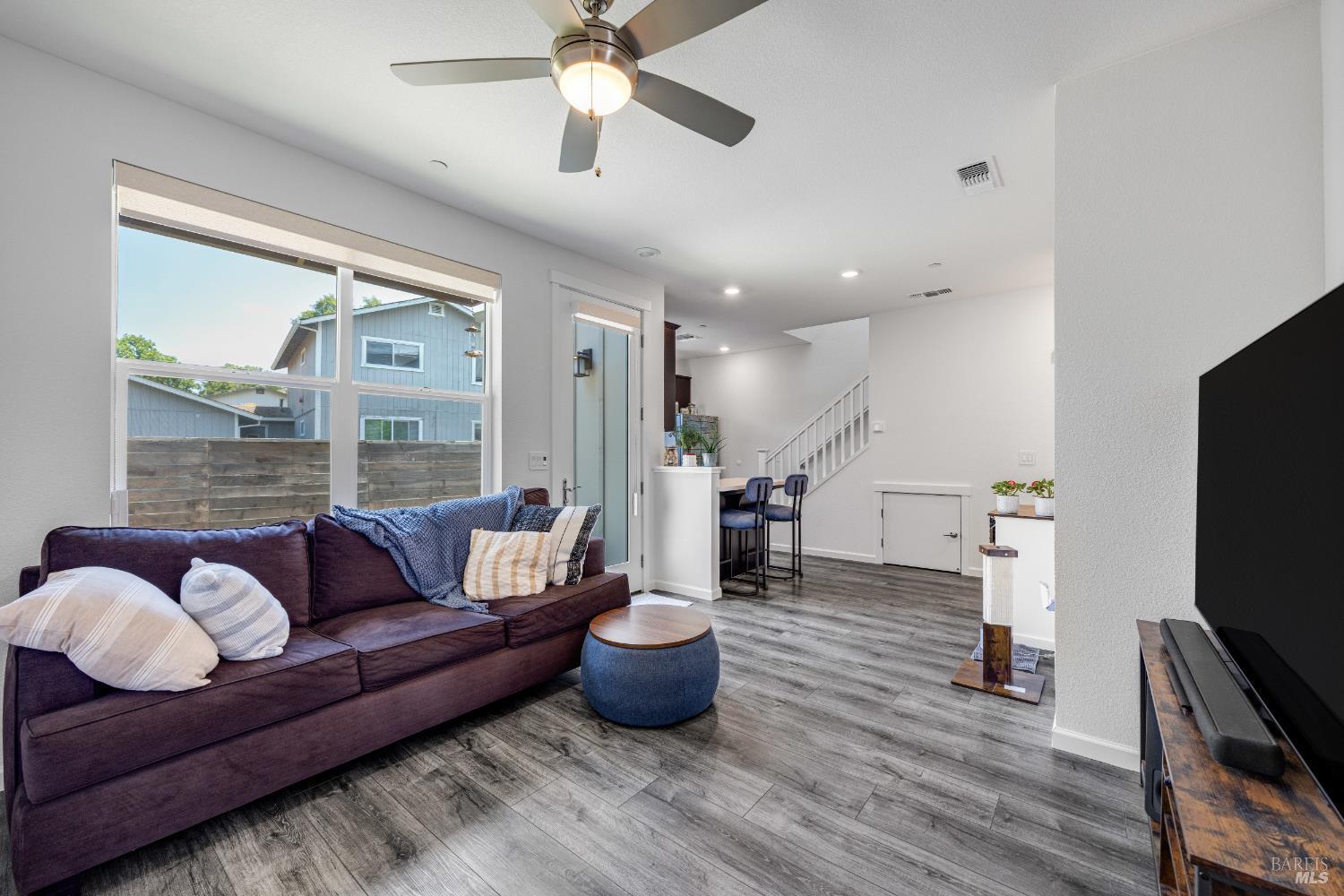 Santa Rosa, California, 95407, United States, 3 Bedrooms Bedrooms, ,3 BathroomsBathrooms,Residential,For Sale,1923071
