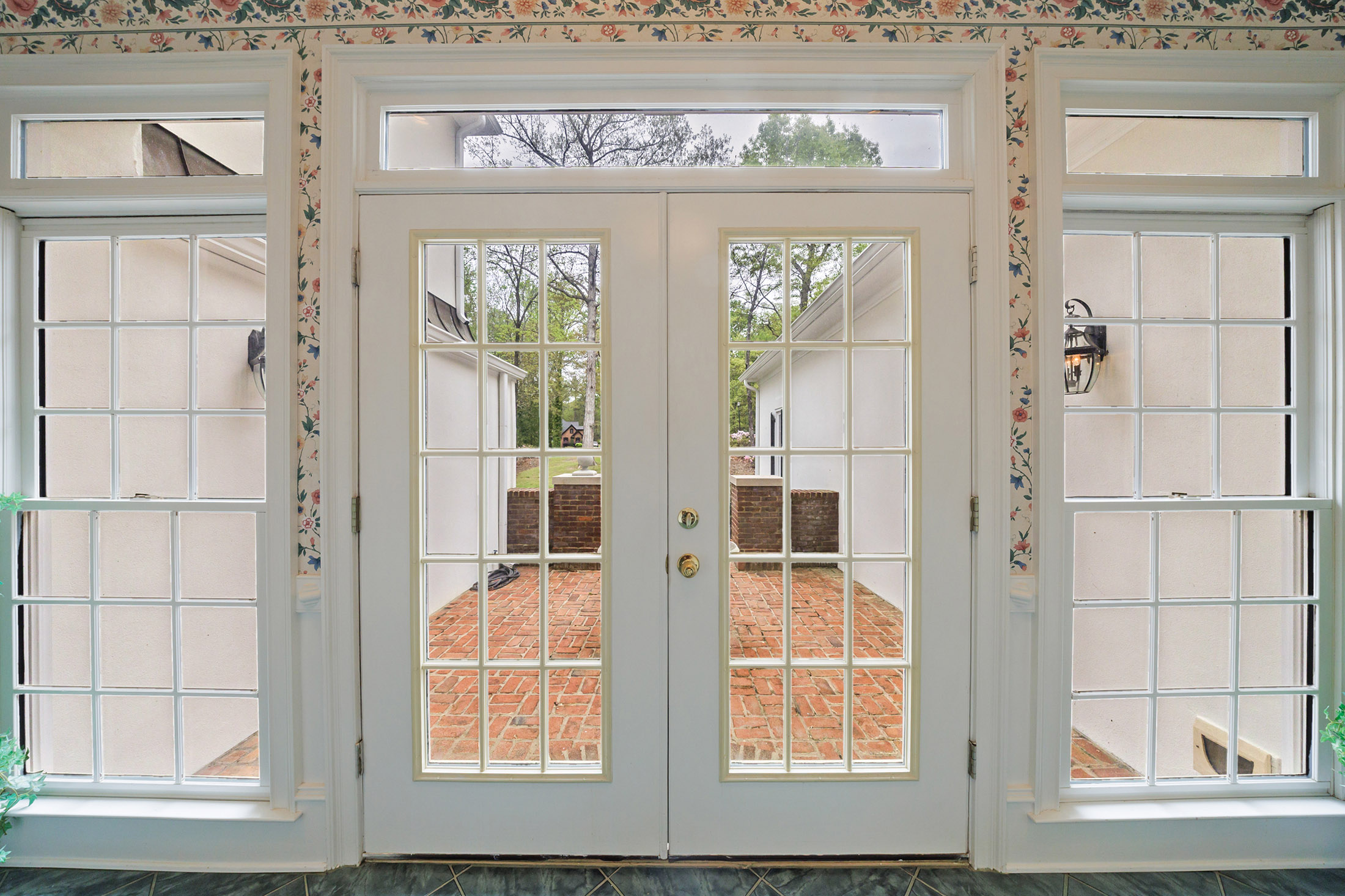  A Rare Opportunity to Own a Developer-Designed Lakefront Estate - 物件實景