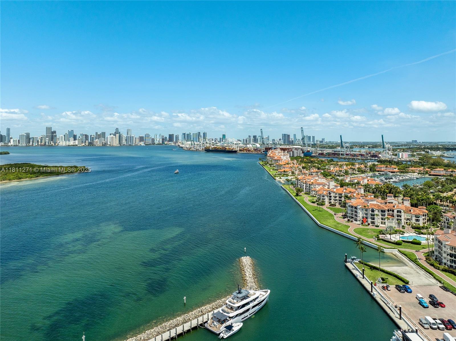 Miami Beach, Florida, 33109, United States, 4 Bedrooms Bedrooms, ,4 BathroomsBathrooms,Residential,For Sale,1837021