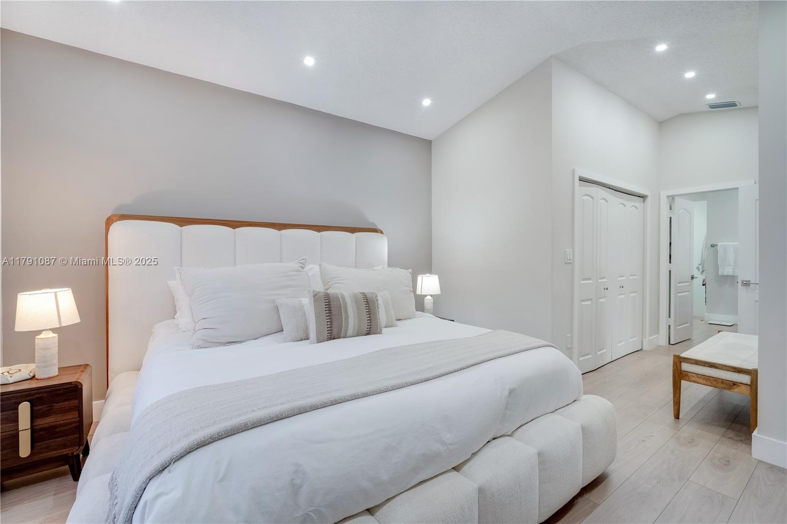 Doral, Florida, 33178, United States, 3 Bedrooms Bedrooms, ,2 BathroomsBathrooms,Residential,For Sale,1795059
