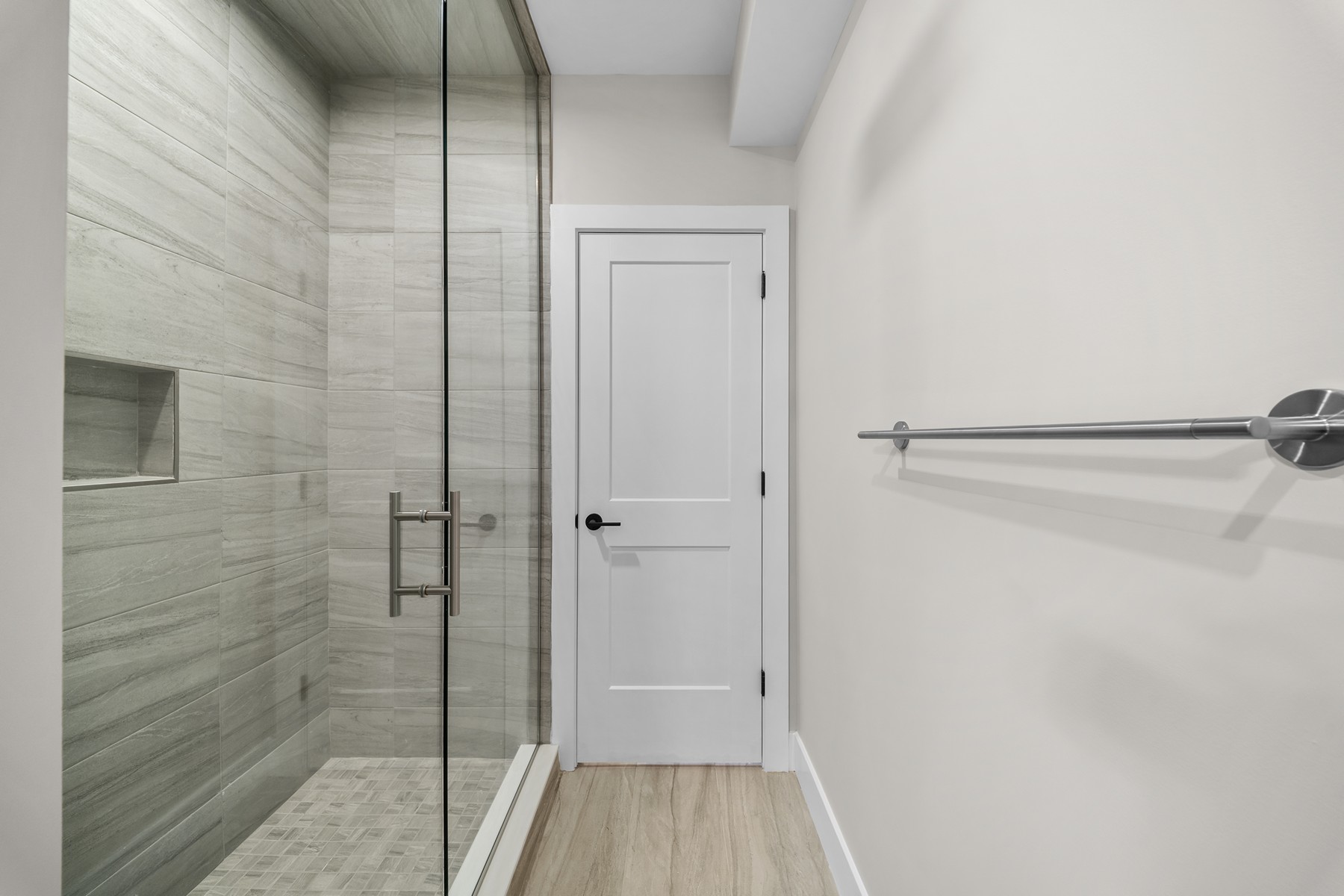  6 Benjamin Lane - 物件實景