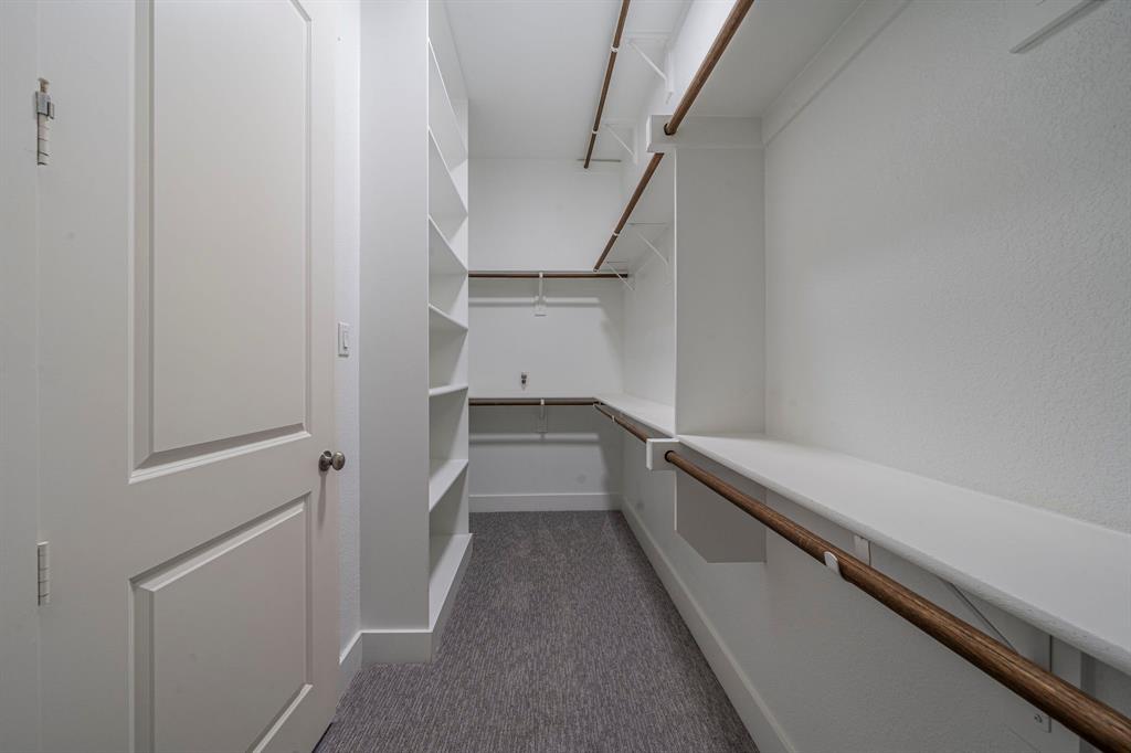 Waxahachie, Texas, 75165, United States, 4 Bedrooms Bedrooms, ,3 BathroomsBathrooms,Residential,For Sale,1980711