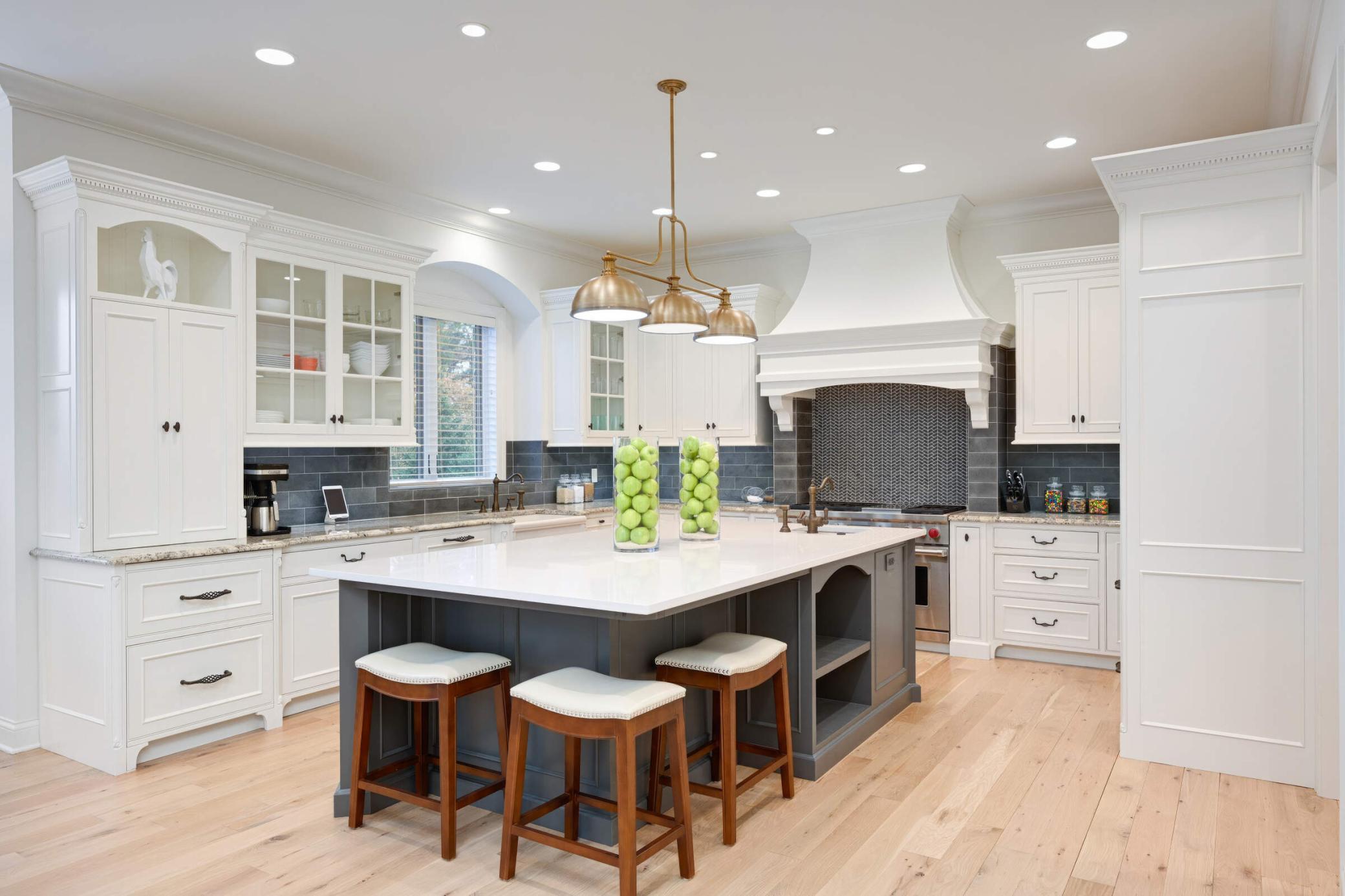 Minnetonka, Minnesota, 55391, United States, 4 Bedrooms Bedrooms, ,4 BathroomsBathrooms,Residential,For Sale,1762220