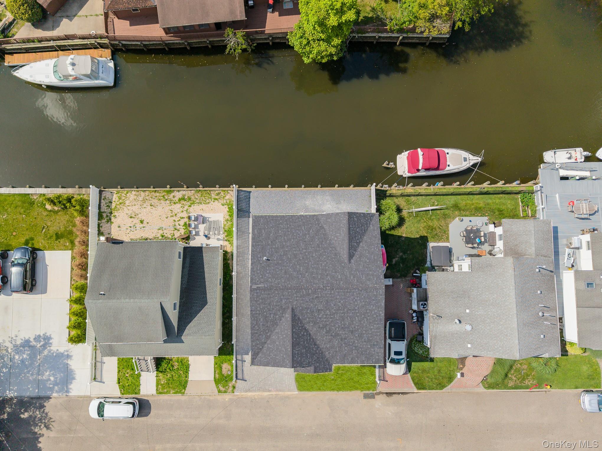 Bellmore, New York, 11710, United States, 5 Bedrooms Bedrooms, ,3 BathroomsBathrooms,Residential,For Sale,1977059