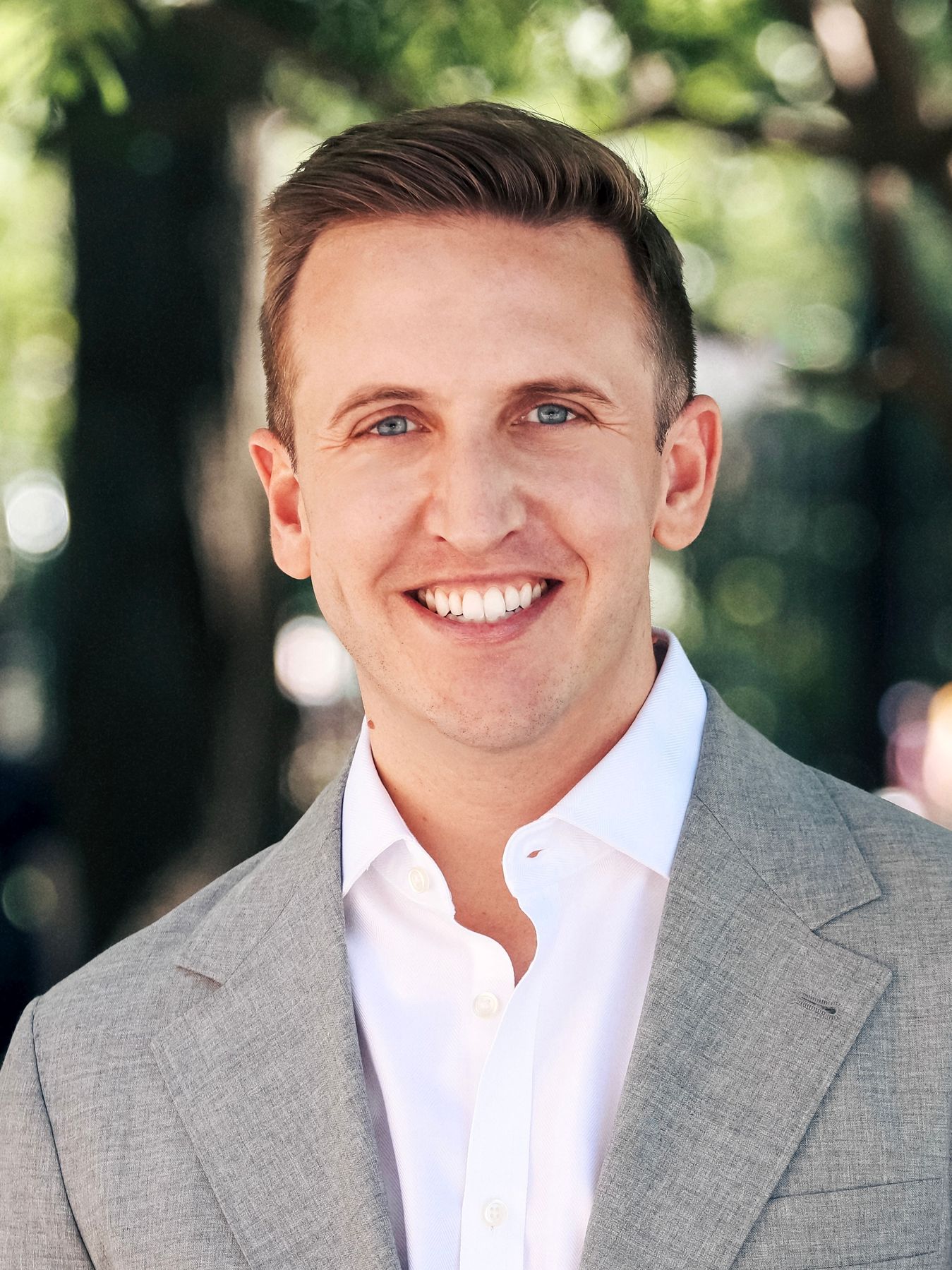 Nicholas DeLotell