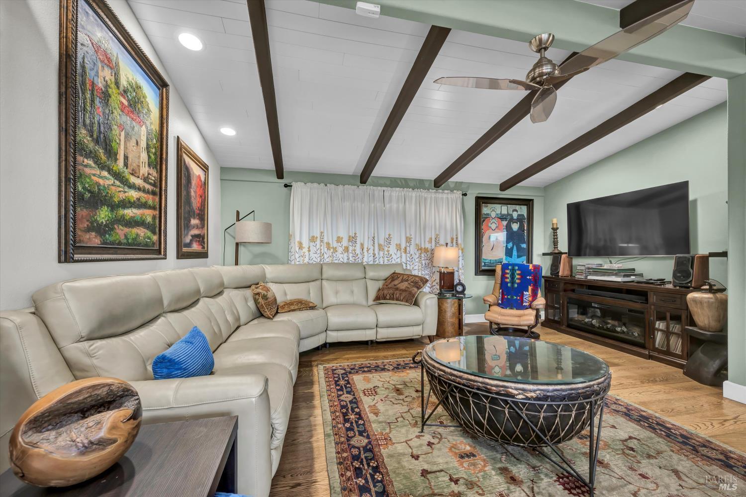 Nice, California, 95464, United States, 3 Bedrooms Bedrooms, ,4 BathroomsBathrooms,Residential,For Sale,1974122