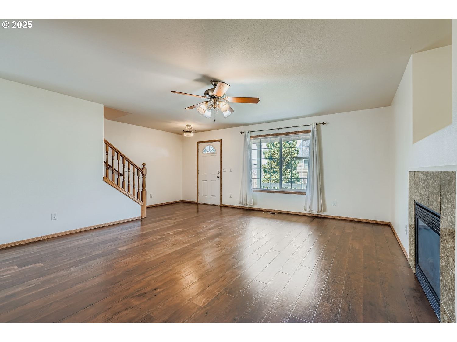 Vancouver, Washington, 98661, United States, 4 Bedrooms Bedrooms, ,2 BathroomsBathrooms,Residential,For Sale,1974526