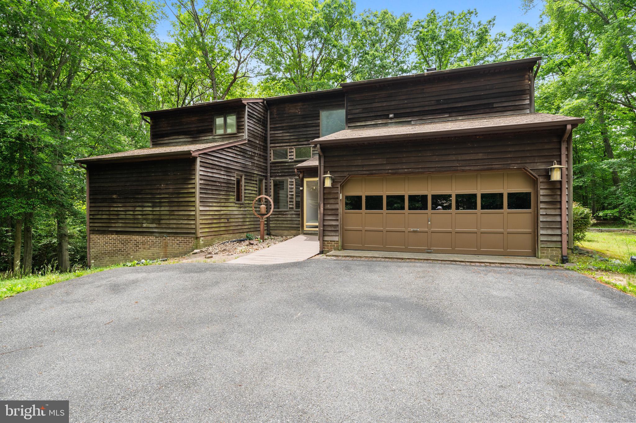 La Plata, Maryland, 20646, United States, 5 Bedrooms Bedrooms, ,4 BathroomsBathrooms,Residential,For Sale,1928558