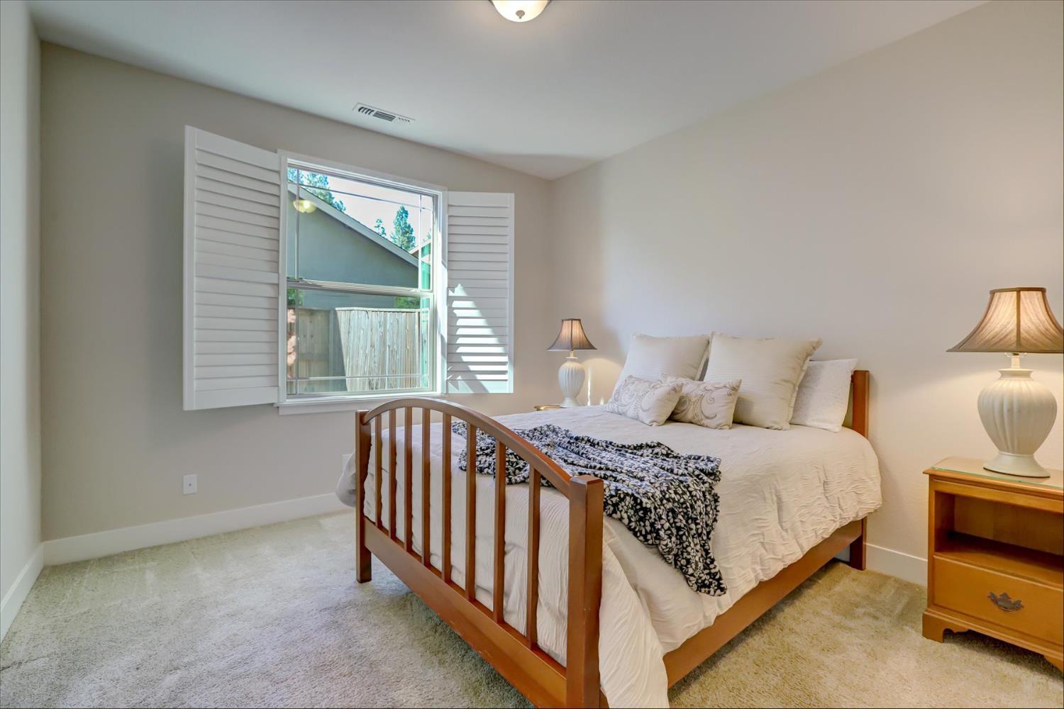 Grass Valley, California, 95945, United States, 4 Bedrooms Bedrooms, ,2 BathroomsBathrooms,Residential,For Sale,1937663