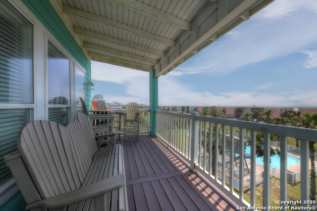 Port Aransas, Texas, 78373, United States, 4 Bedrooms Bedrooms, ,4 BathroomsBathrooms,Residential,For Sale,1839202