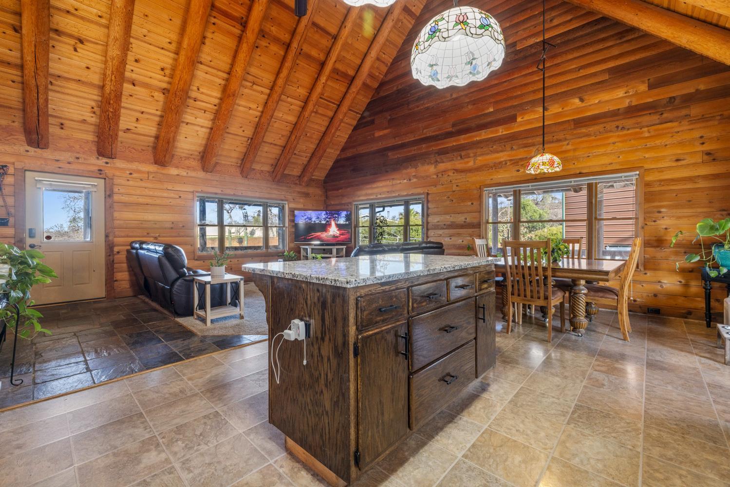 La Grange, California, 95329, United States, 2 Bedrooms Bedrooms, ,3 BathroomsBathrooms,Residential,For Sale,2009074