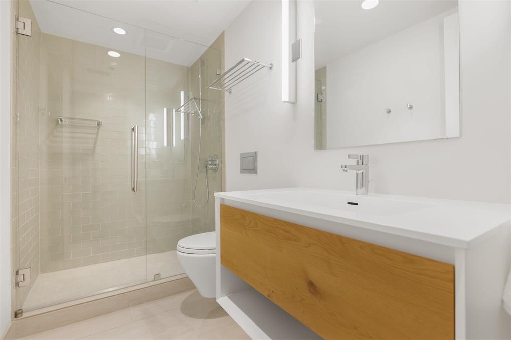 Dallas, Texas, 75219, United States, 3 Bedrooms Bedrooms, ,2 BathroomsBathrooms,Residential,For Sale,1792893