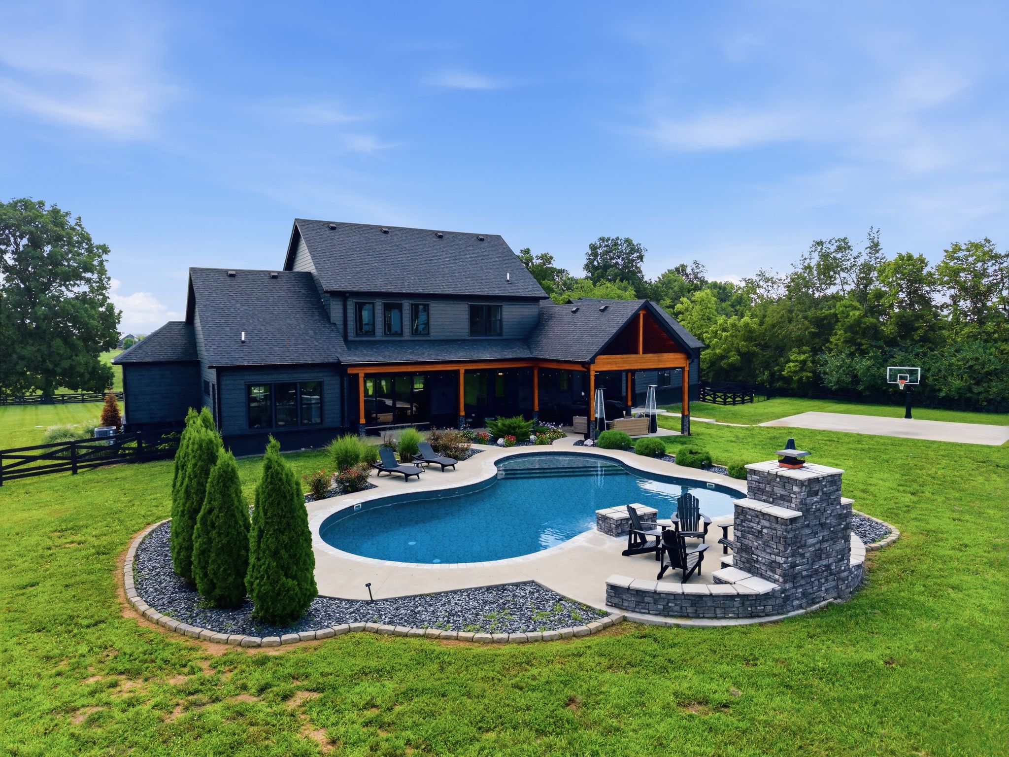  5039 Combs Ferry Road - 物件實景
