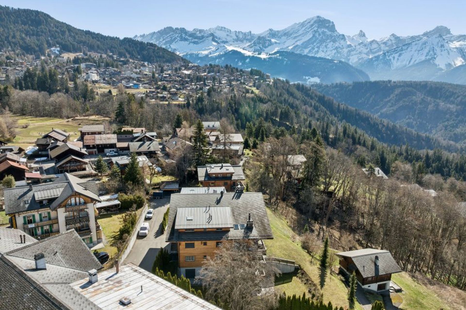  In Villars, 4p bright, renovated, with private entrance, possible profession. - 物件實景