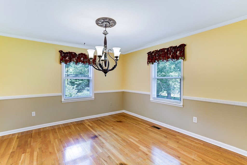 Blairsville, Georgia, 30512, United States, 4 Bedrooms Bedrooms, ,3 BathroomsBathrooms,Residential,For Sale,1930011