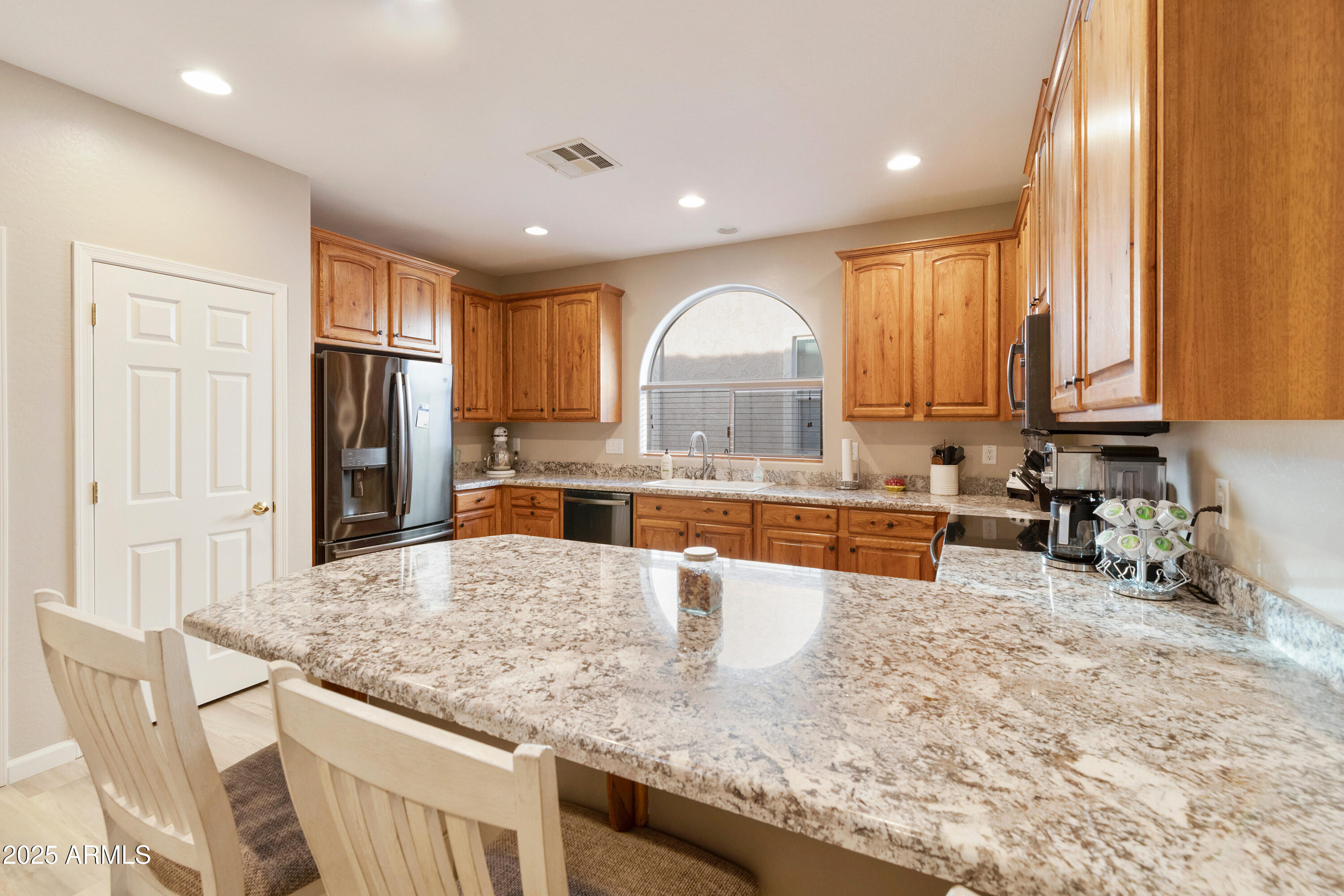 Gilbert, Arizona, 85298, United States, 2 Bedrooms Bedrooms, ,2 BathroomsBathrooms,Residential,For Sale,1994328