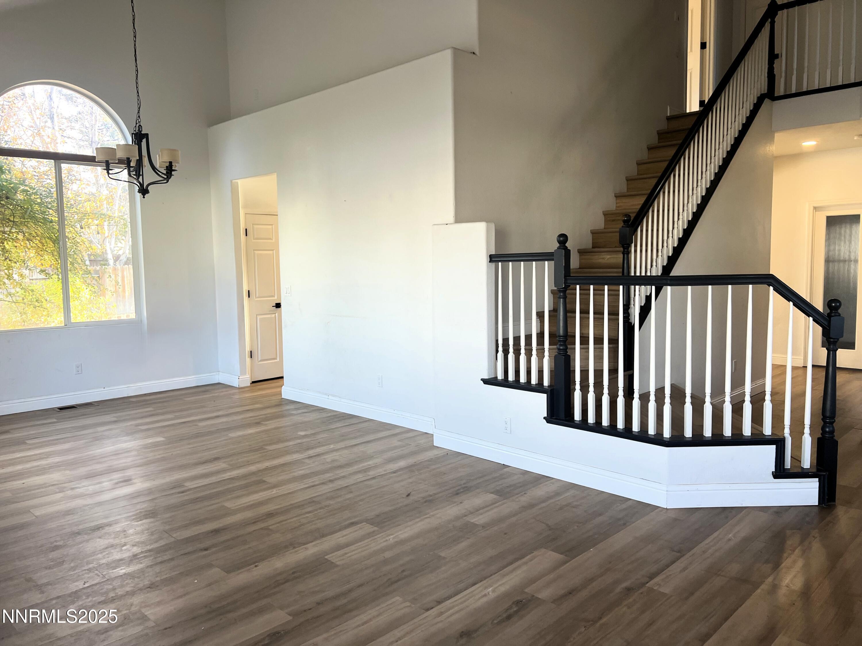 Sparks, Nevada, 89436, United States, 3 Bedrooms Bedrooms, ,3 BathroomsBathrooms,Residential,For Sale,1992114