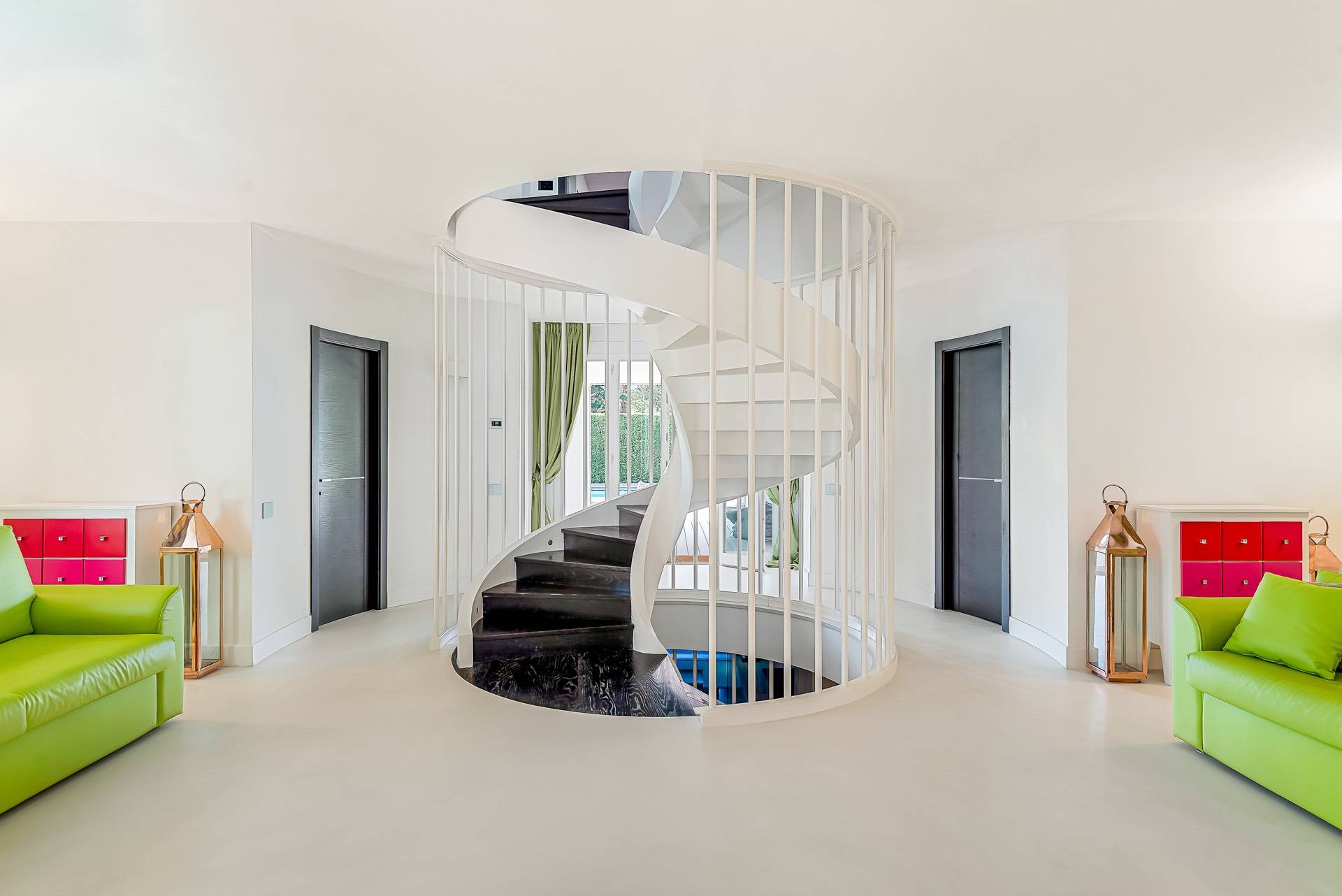 Forte dei Marmi, Lucca, 55042, IT, 5 Bedrooms Bedrooms, ,9 BathroomsBathrooms,Residential,For Sale,1950777