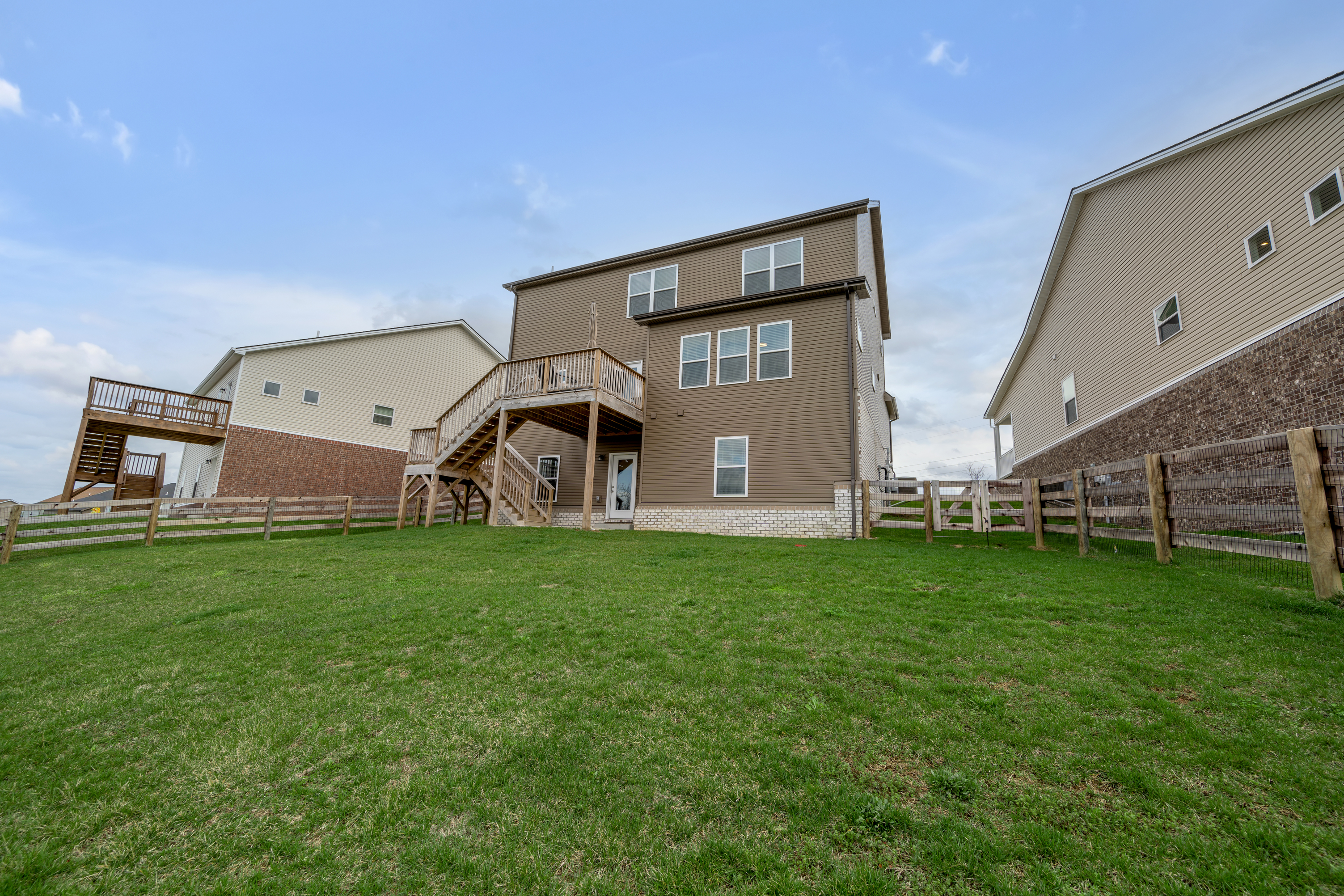  832 Copley Pointe Drive - 物件實景