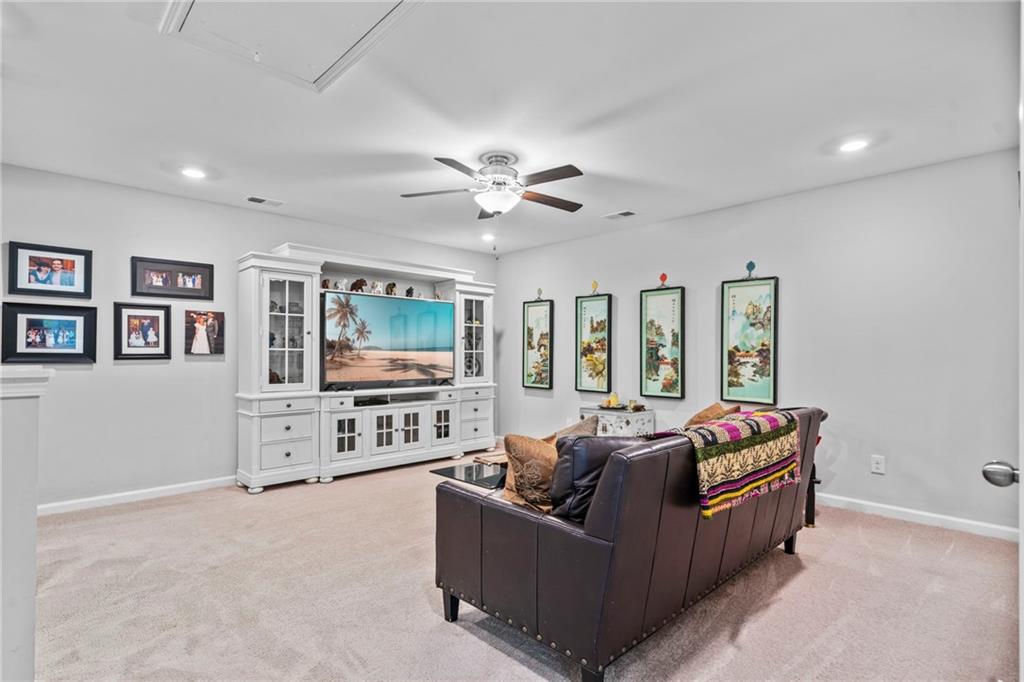Cumming, Georgia, 30040, United States, 4 Bedrooms Bedrooms, ,4 BathroomsBathrooms,Residential,For Sale,1915176