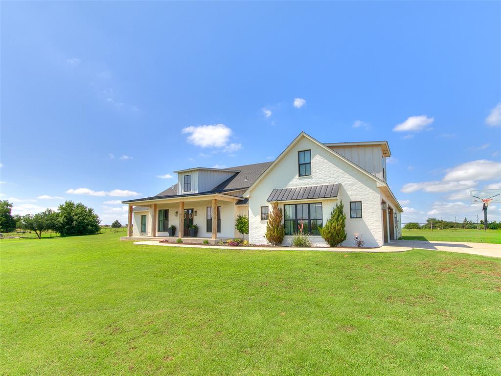 Piedmont, Oklahoma, 73078, United States, 4 Bedrooms Bedrooms, ,6 BathroomsBathrooms,Residential,For Sale,1974155