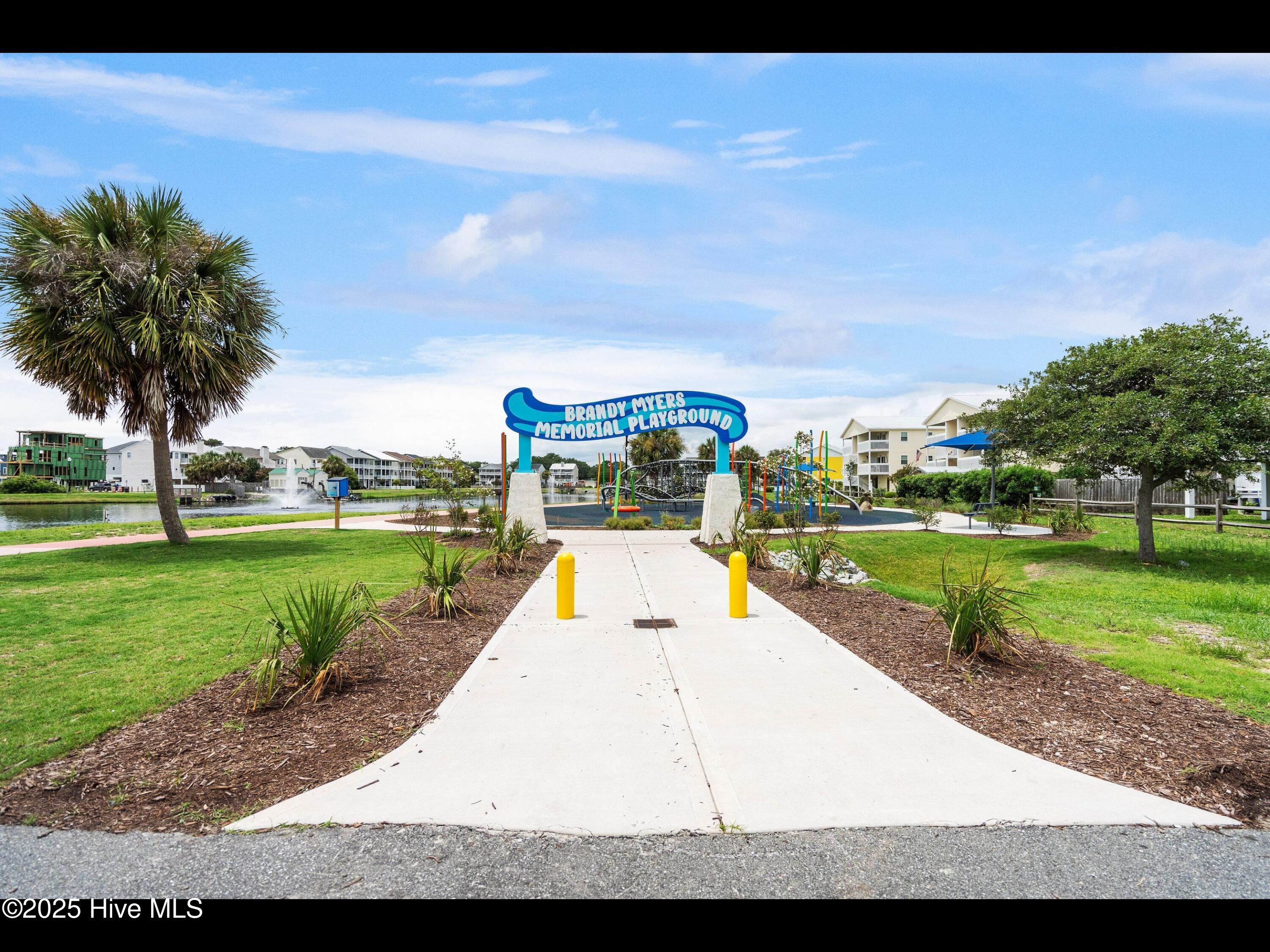 Carolina Beach, North Carolina, 28428, United States, 3 Bedrooms Bedrooms, ,3 BathroomsBathrooms,Residential,For Sale,1827738