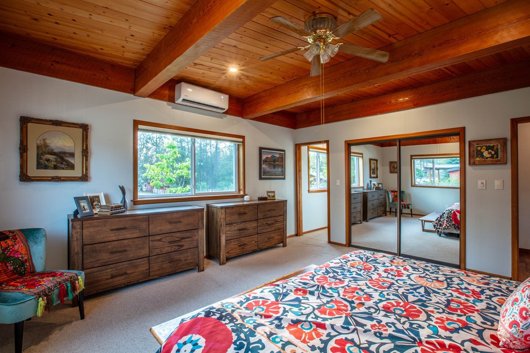  Renovated Waterfront Retreat with Private Dock & Guest Barn - 物件實景