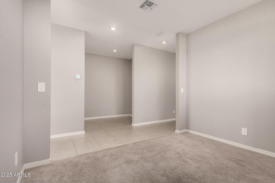 Tolleston, Arizona, 85353, United States, 4 Bedrooms Bedrooms, ,4 BathroomsBathrooms,Residential,For Sale,1975329