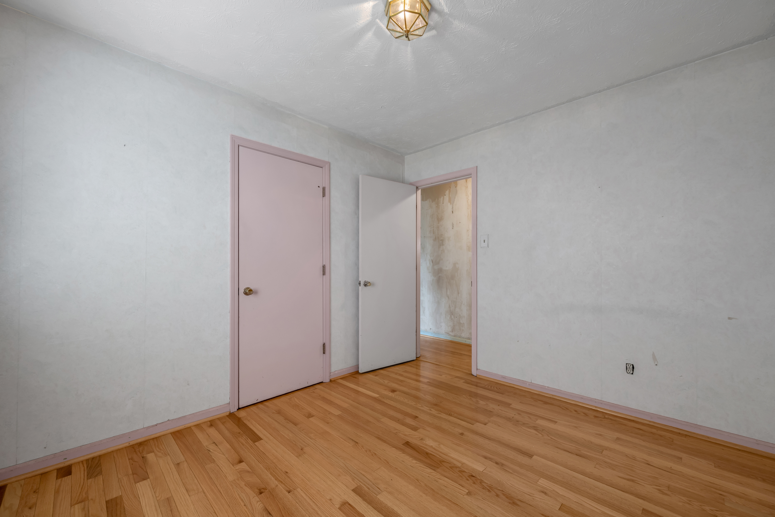 184 E Tiverton Way - 物件實景