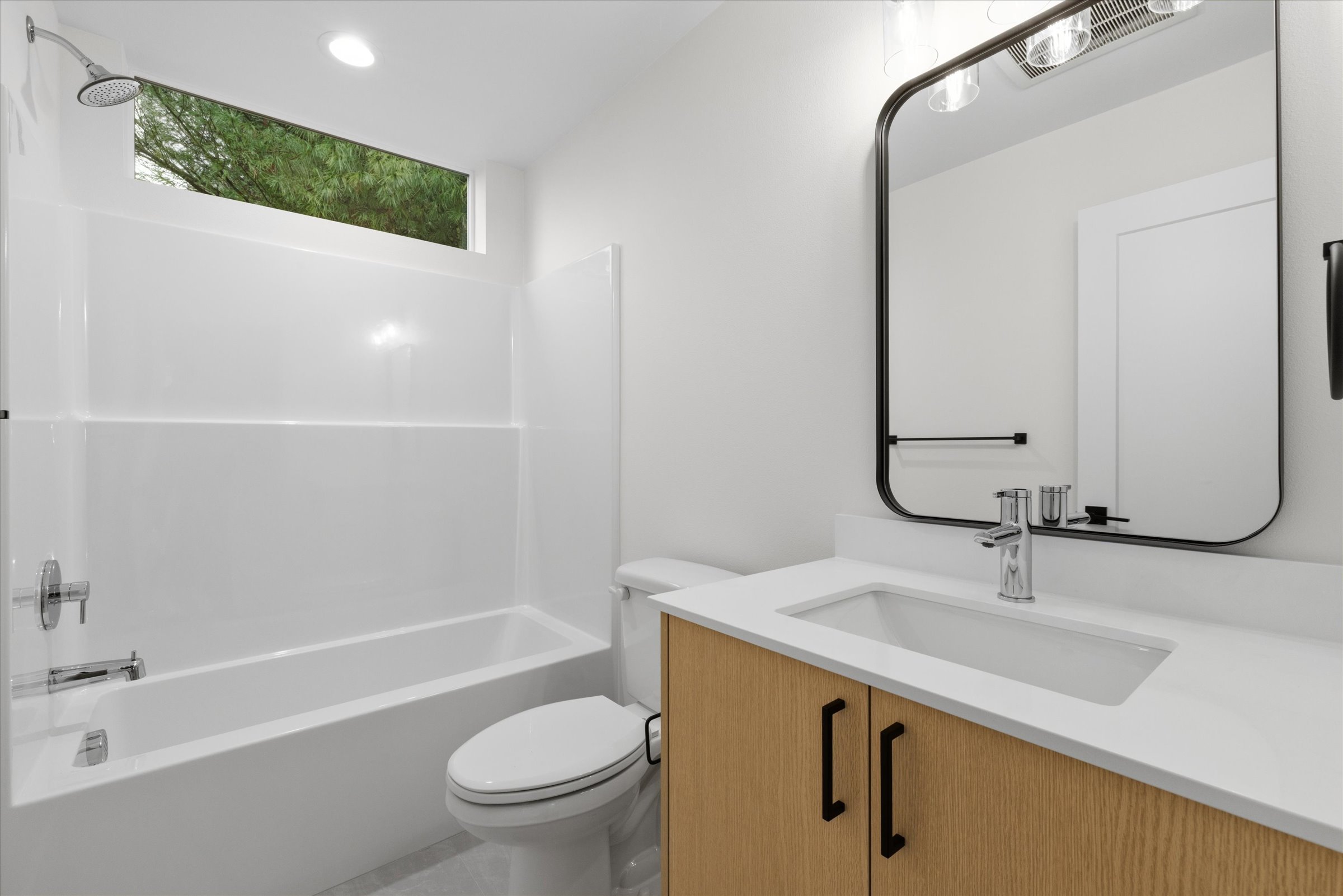  18015 2nd Ave NE Unit #C, Shoreline, WA 98177 - 物件實景