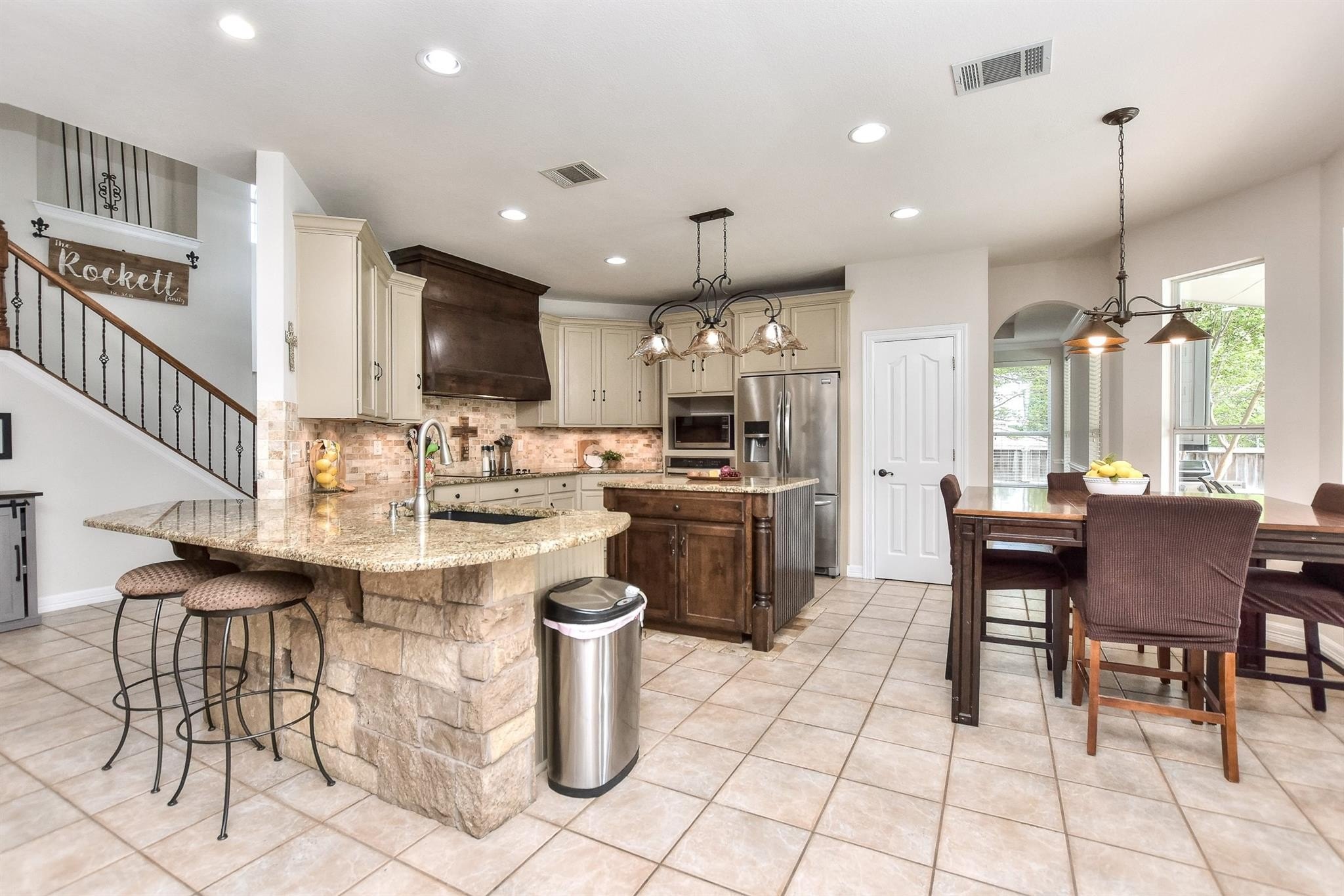 Georgetown, Texas, 78628, United States, 5 Bedrooms Bedrooms, ,4 BathroomsBathrooms,Residential,For Sale,1983031