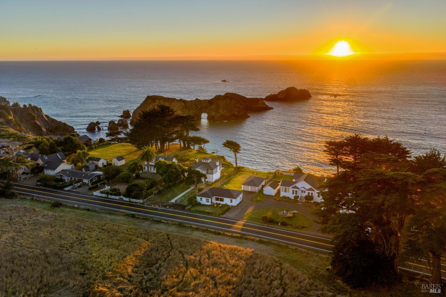 Elk, California, 95432, United States, 2 Bedrooms Bedrooms, ,2 BathroomsBathrooms,Residential,For Sale,1993242