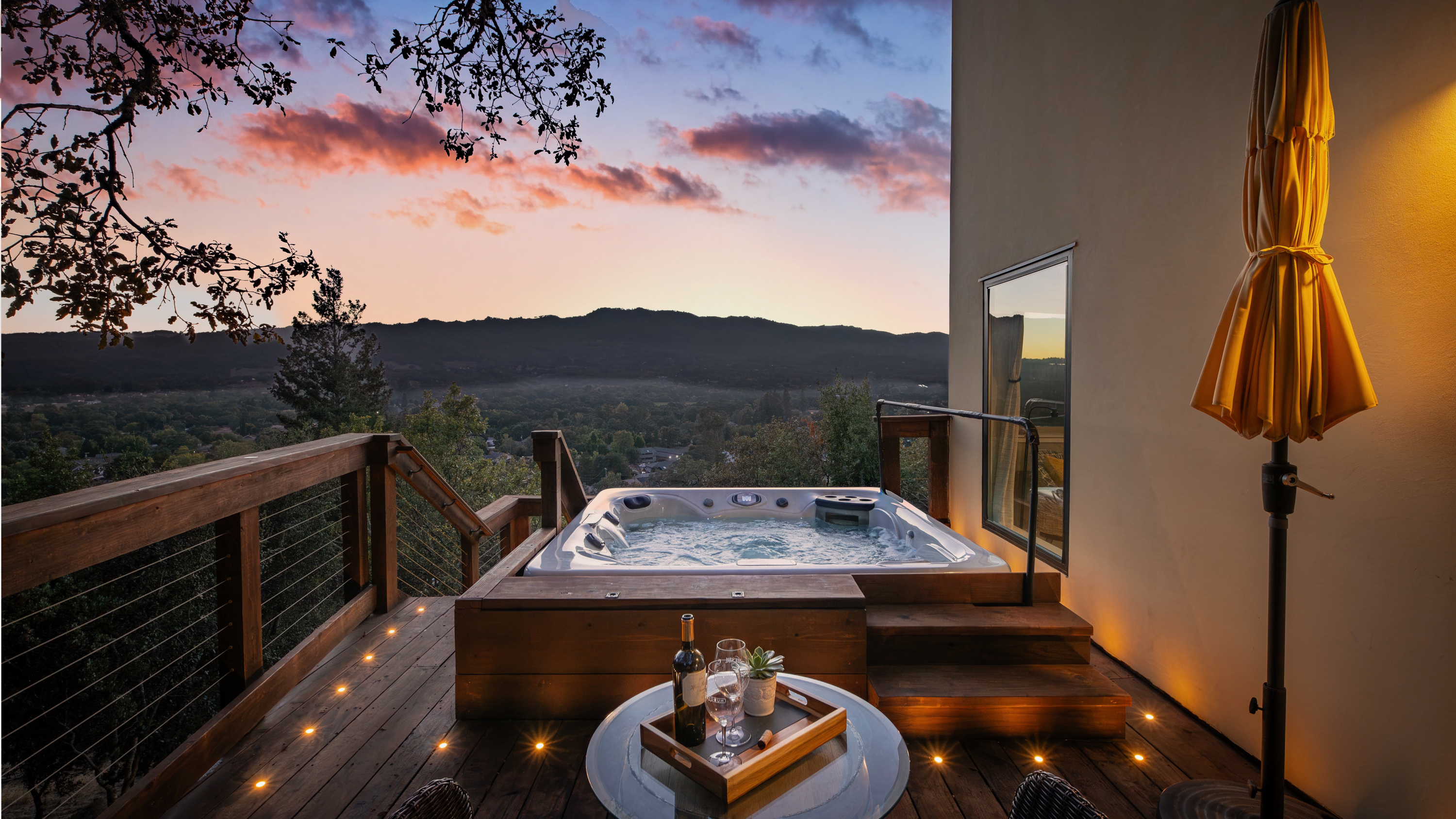  Panoramic Sonoma Views & Income-Producing ADU - 物件實景