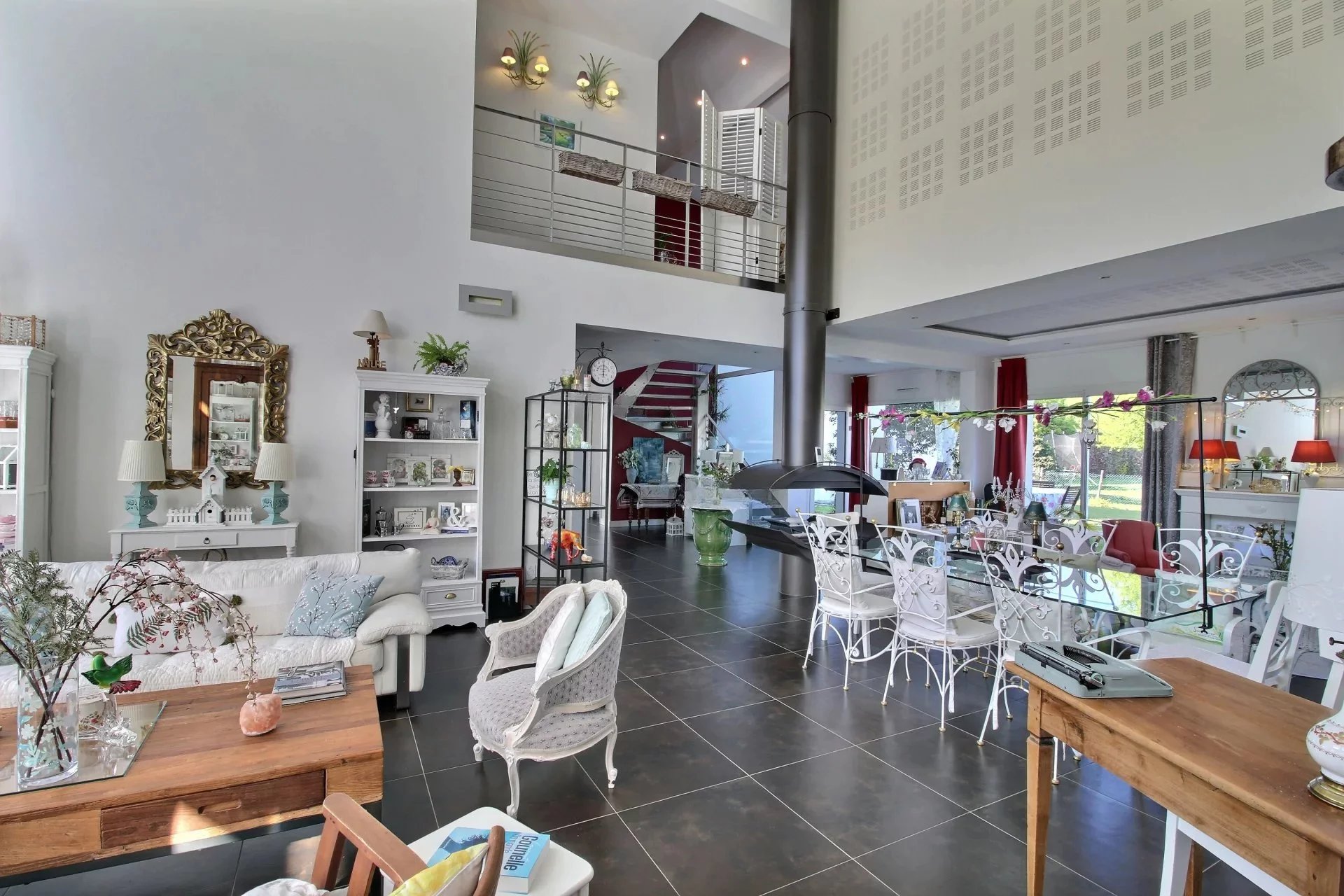 Le Barp, New Aquitaine, 33114, FR, 5 Bedrooms Bedrooms, ,7 BathroomsBathrooms,Residential,For Sale,1787405