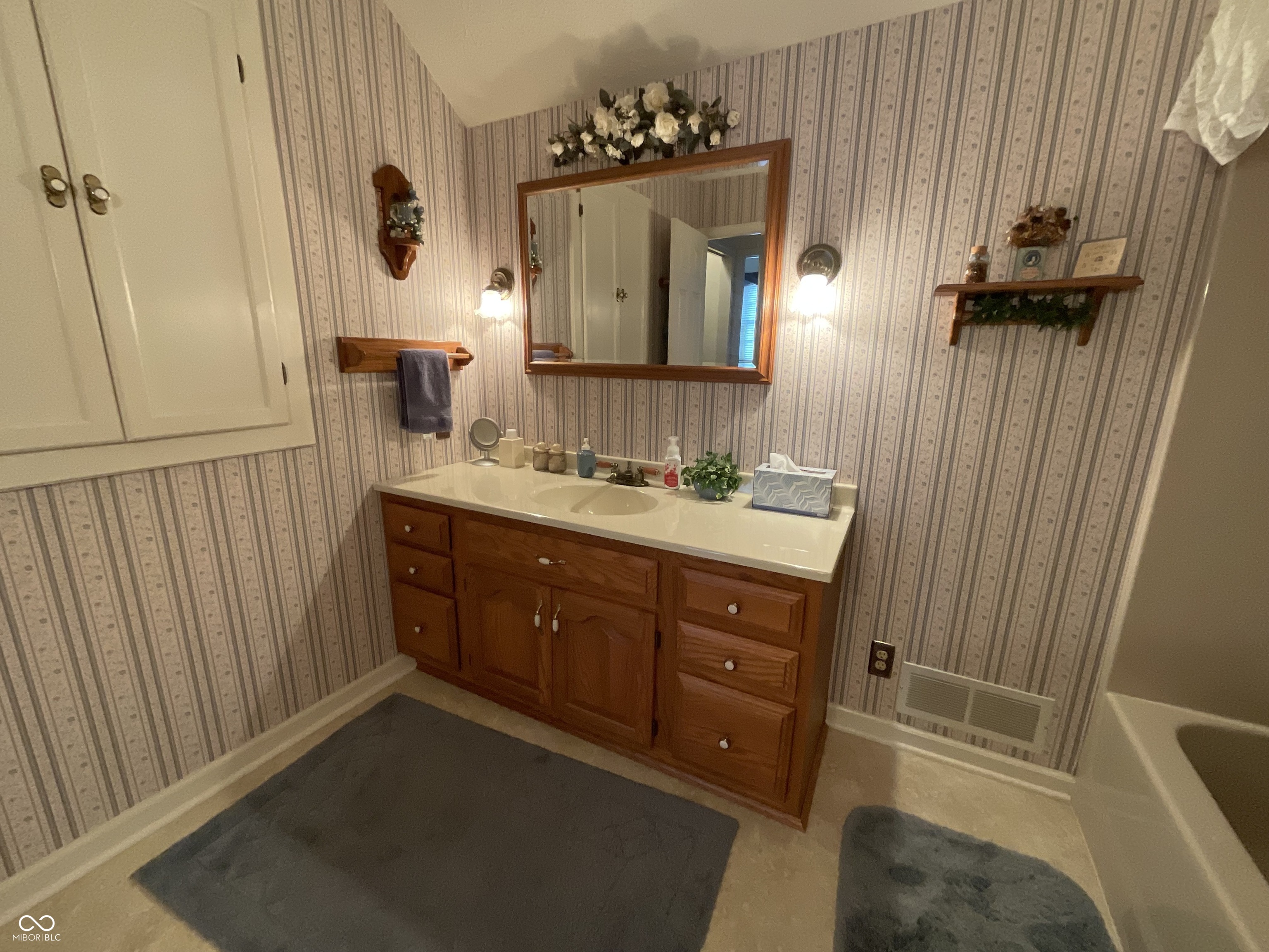 Rockville, Indiana, 47872, United States, 3 Bedrooms Bedrooms, ,3 BathroomsBathrooms,Residential,For Sale,1900634