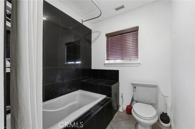 Lancaster, California, 93536, United States, 4 Bedrooms Bedrooms, ,3 BathroomsBathrooms,Residential,For Sale,1996396