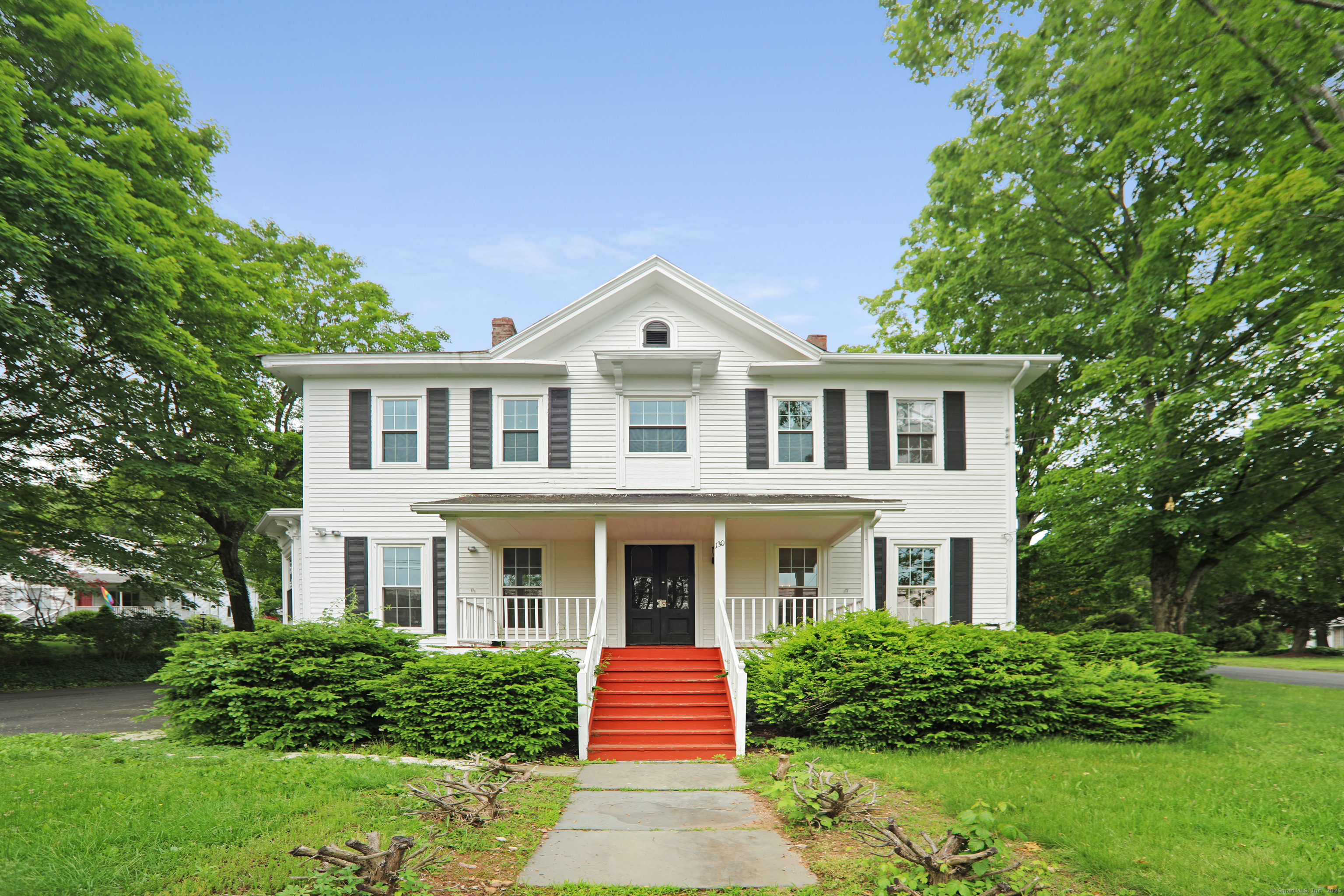 Hamden, Connecticut, 06518, United States, 9 Bedrooms Bedrooms, ,3 BathroomsBathrooms,Residential,For Sale,1940176