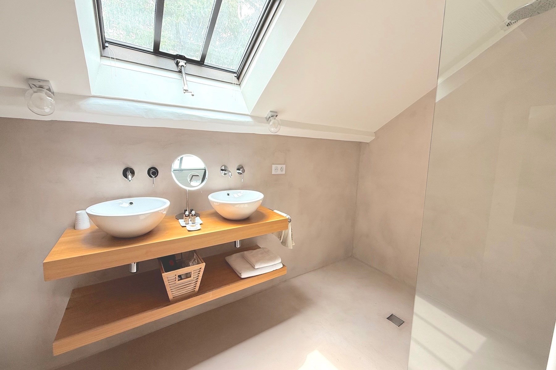  Exceptional Property Near Aigues-Mortes - 物件實景
